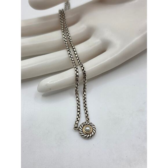 David Yurman Sterling Silver Pearl Cookie Pendant Necklace - Picture 5 of 12